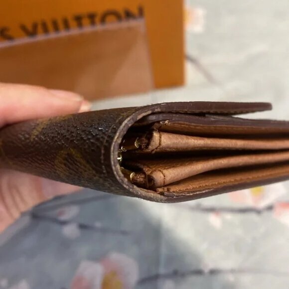 Authentic Louis Vuitton Monogram Sarah Long Wallet - Picture 5 of 12